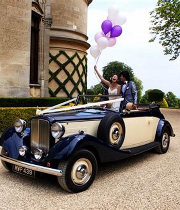 Christophers Vintage And Classic Wedding Car Hire